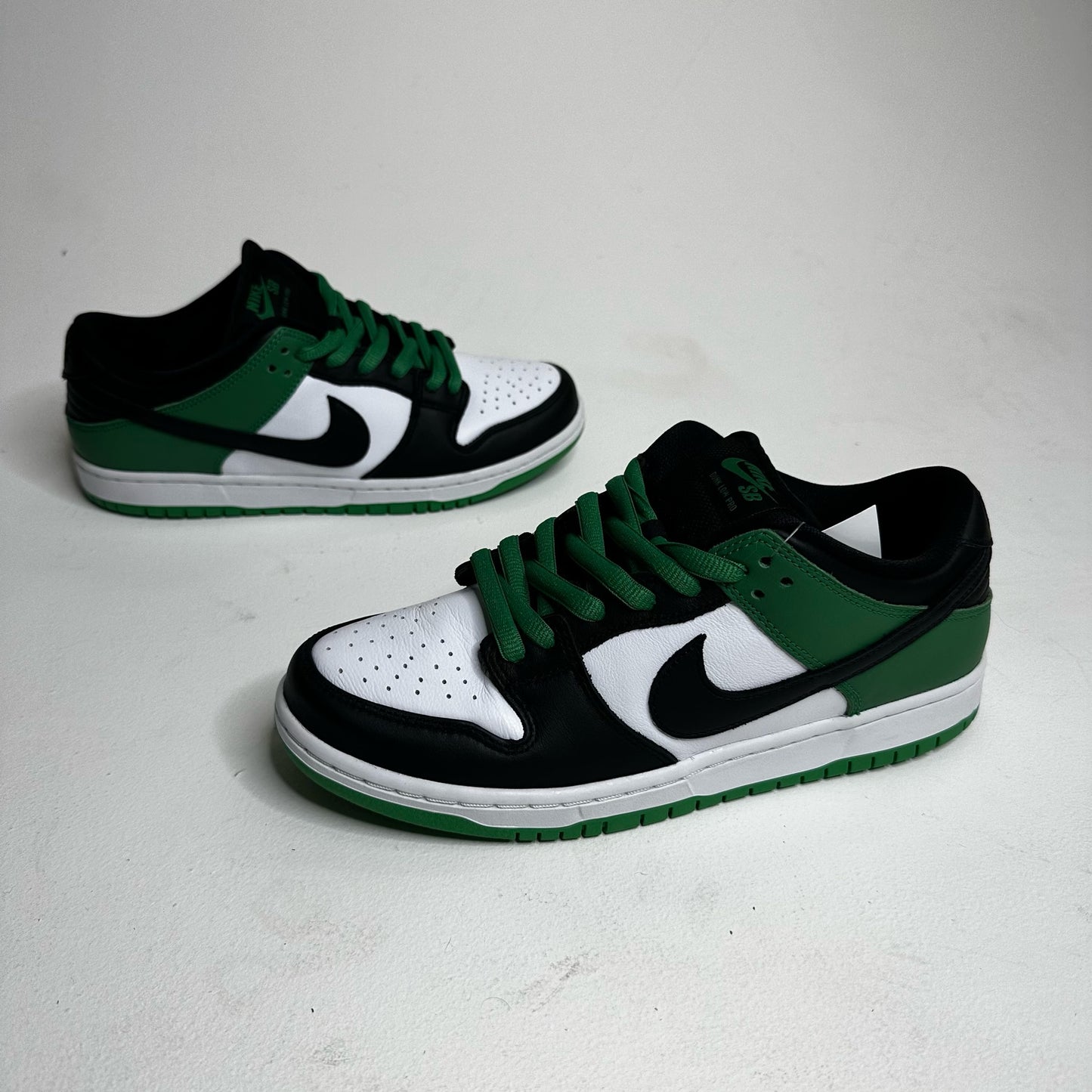 Nike SB Dunk Low "Celtic" (US8.5)