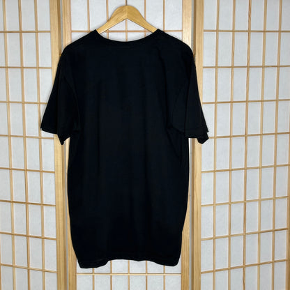 Undefeated Black Tee Spray Print New (Large)