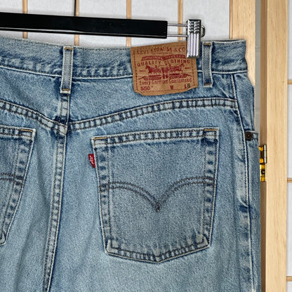 Levi's Light Wash 550 Jeans (16S)