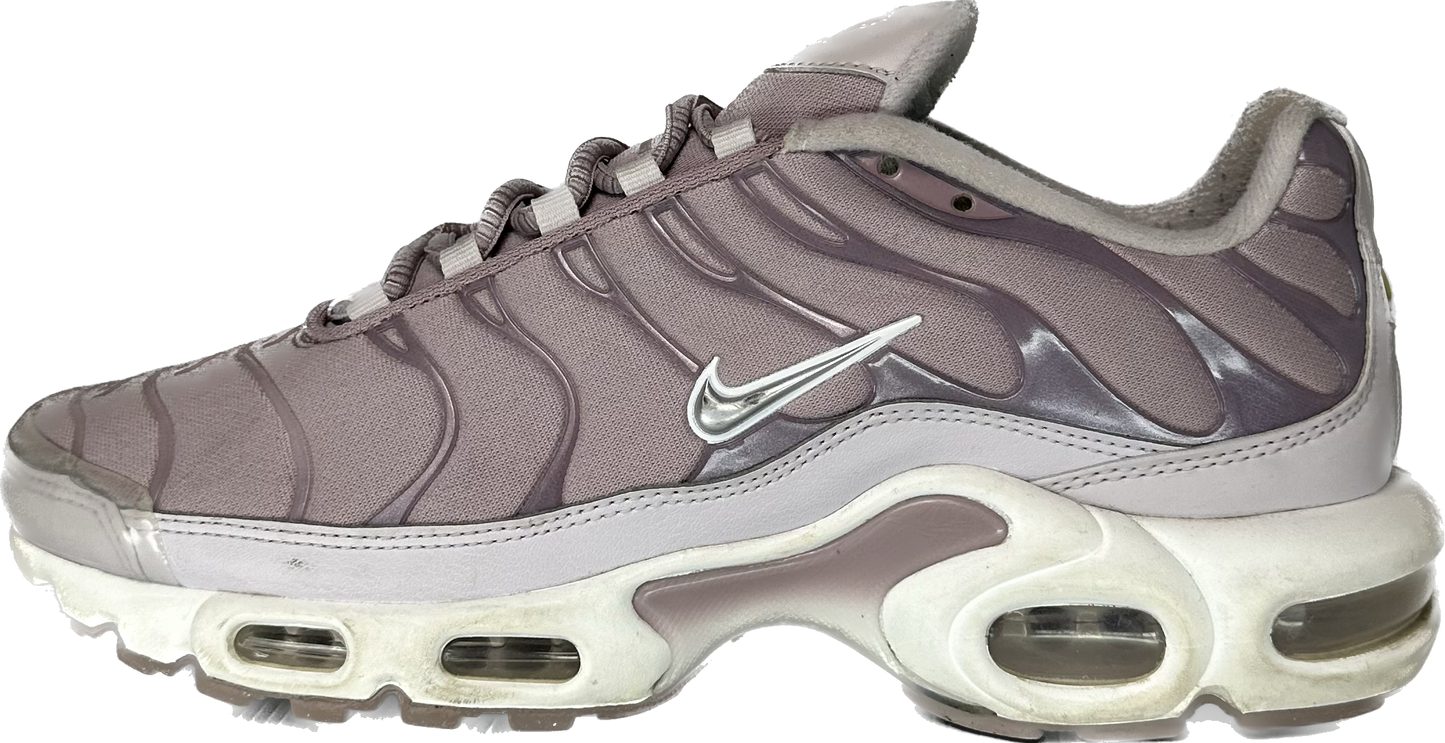 Nike Air Max Plus "Plum Fog" (US10 Women's)