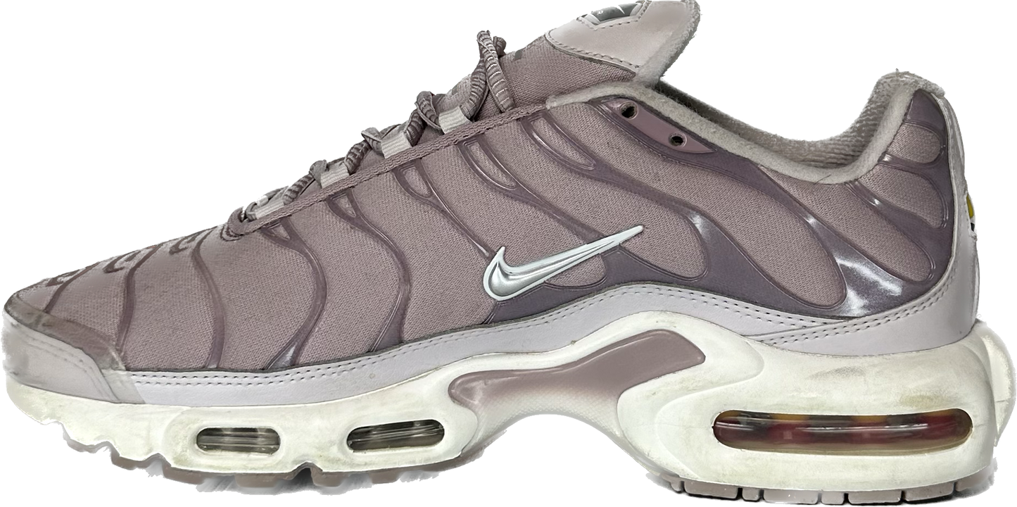 Nike Air Max Plus "Plum Fog" (US10 Women's)