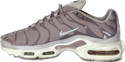 Nike Air Max Plus "Plum Fog" (US10 Women's)