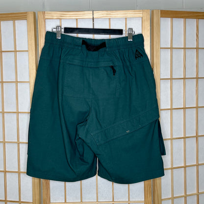 Nike ACG Cargo Shorts 'Deep Jungle' (S)