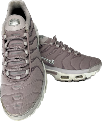 Nike Air Max Plus "Plum Fog" (US10 Women's)