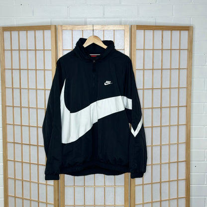 Nike Big Swoosh Spray Jacket (L)