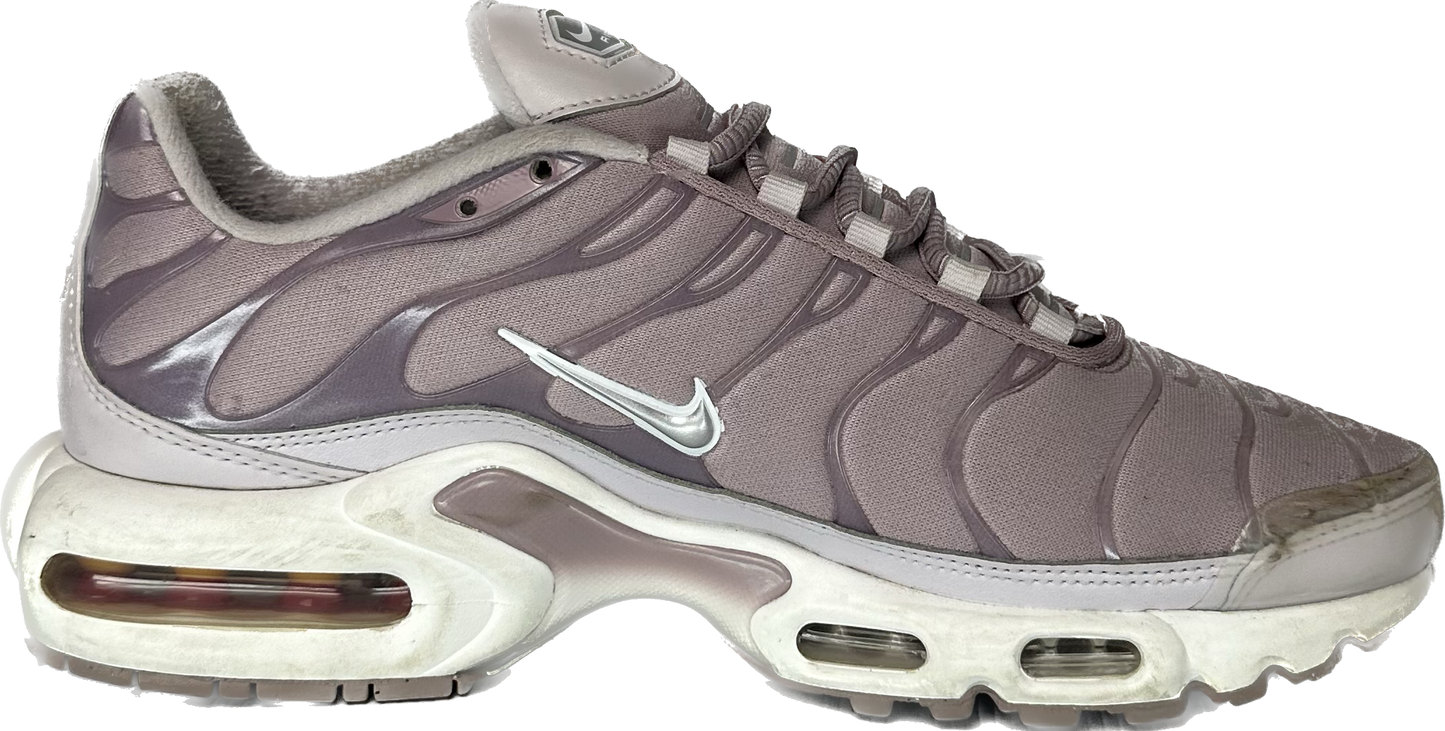 Nike Air Max Plus "Plum Fog" (US10 Women's)