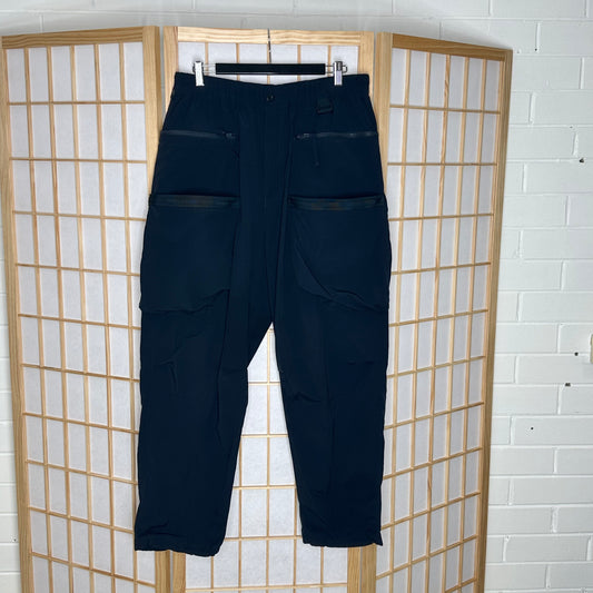 Parca Navy Cargo Pants (L)