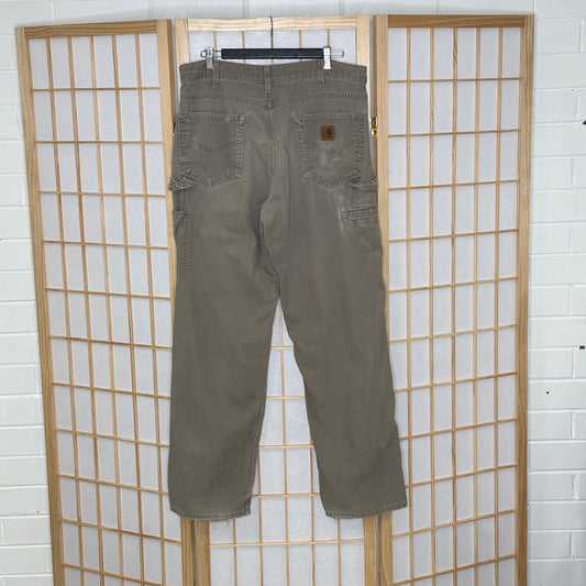 Carhartt Light Khaki Cargos (34 x 32)